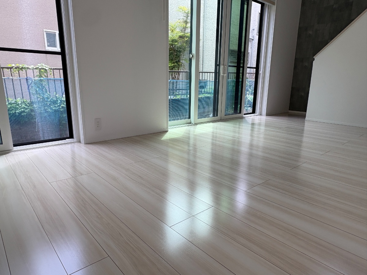 coatinghouse-chiba-kashiwa-shinchikukodate-after フロアコーティング施工事例 施工後|千葉県柏市 ご新築戸建て S様邸 コーティングハウス セラミックガラスフロアコーティング施工済み