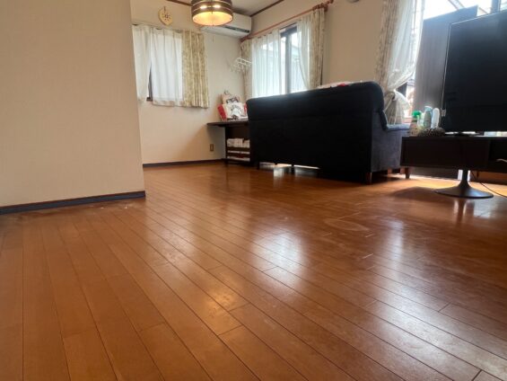 佐倉市フロアコーティング施工事例 施工前｜千葉県佐倉市 ご入居中戸建て O様邸の床の状態