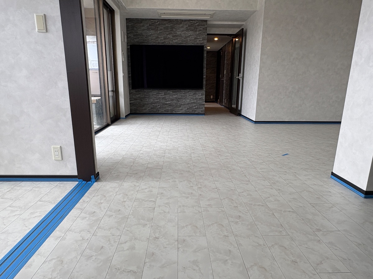 フロアコーティング施工事例 施工前｜東京都江東区 リノベーション済みマンション I様邸の床の状態