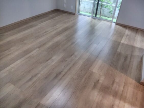 【施工後】東京都杉並区 ご新築戸建て Ｋ様邸 ワンニャンすべらん施工事例 コーティングハウス ワンニャンすべらん施工済み
