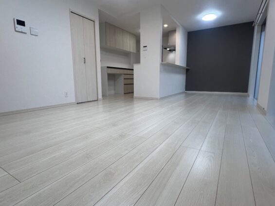 【施工後】神奈川県横浜市 ご新築戸建て N様邸 ガラスフロアコーティング施工事例 コーティングハウス ガラスフロアコーティング施工済み