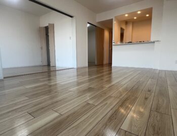 【施工後】千葉県柏市 リノベーション済みマンション Ｓ様邸 シリコンフロアコーティング施工事例 コーティングハウス シリコンフロアコーティング施工済み