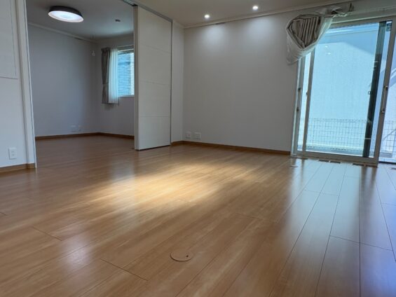 【施工後】埼玉県久喜市 ご新築戸建て Ａ様邸 セラミックガラスフロアコーティング施工事例 コーティングハウス セラミックガラスフロアコーティング施工済み