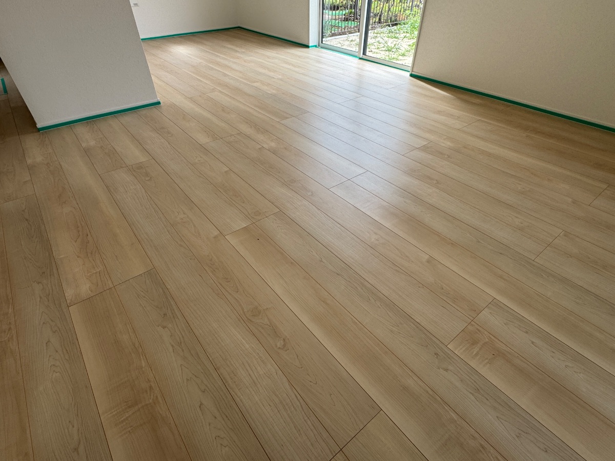 coatinghouse-fukuoka-fukuoka-shinchikukodate-before フロアコーティング施工事例 施工前|福岡県福岡市 ご新築戸建て L様邸の床の状態