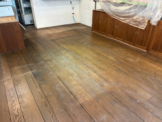 【施工前】東京都渋谷区 店舗 Ａ様邸 フロアサンディング施工事例 施工前の状態