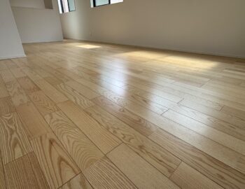 【施工後】埼玉県さいたま市 ご新築戸建て Ｎ様邸 セラミックガラスフロアコーティング施工事例 コーティングハウス セラミックガラスフロアコーティング施工済み