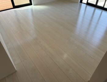 【施工後】群馬県太田市 ご新築戸建て Ｔ様邸 セラミックガラスフロアコーティング施工事例 コーティングハウス セラミックガラスフロアコーティング施工済み