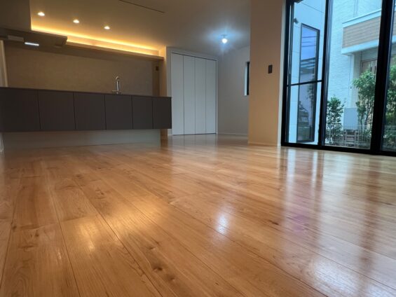 町フロアコーティング施工事例 施工後|東京都町 ご新築戸建て M様邸 コーティングハウス セラミックガラスフロアコーティング施工済み