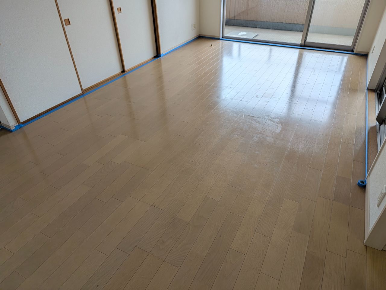 八代市フロアコーティング施工事例 施工前｜熊本県八代市 中古マンション Ａ様邸の床の状態