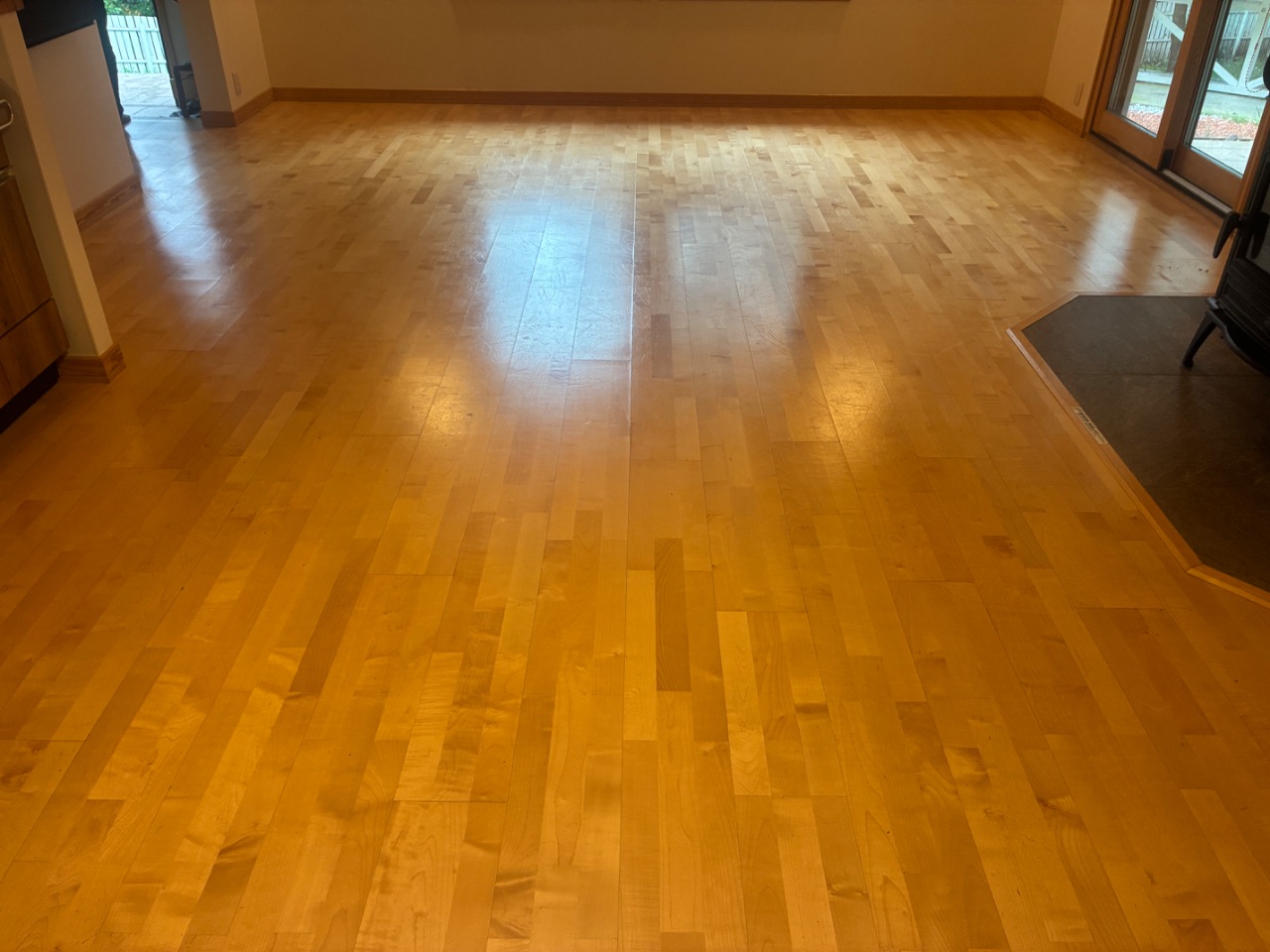 ch-sanding-fukuoka-yanagawa-commercial-before 柳川市フロアサンディング施工事例 施工前|福岡県柳川市 商業施設 T様邸の床の状態