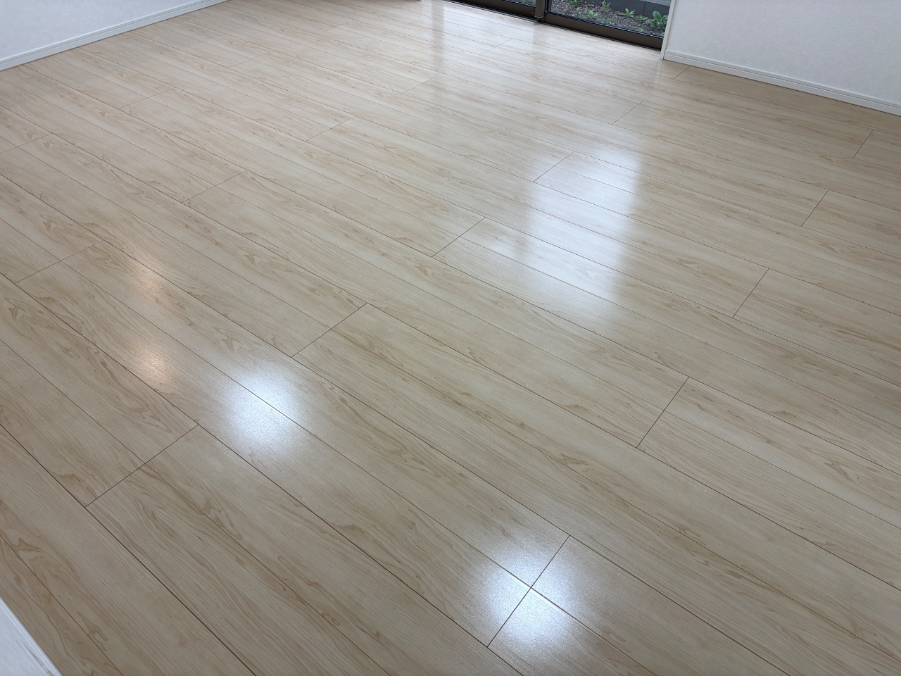 coatinghouse-fukuoka-fukutsu-shinchikukodate-after 福津市フロアコーティング施工事例 施工後|福岡県福津市 ご新築戸建て S様邸 コーティングハウス シリコンフロアコーティング施工済み