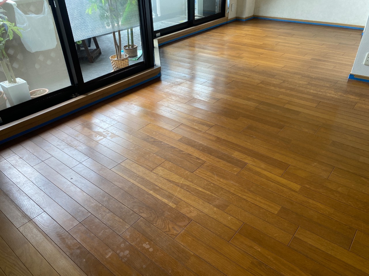 coatinghouse-fukuoka-yame-nyukyomansion-before 八女市フロアコーティング施工事例 施工前|福岡県八女市 ご入居中マンション M様邸の床の状態