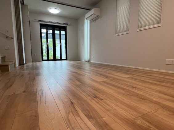 【施工後】東京都世田谷区 ご新築戸建て Ｋ様邸 ワンニャンすべらん施工事例 コーティングハウス ワンニャンすべらん施工済み