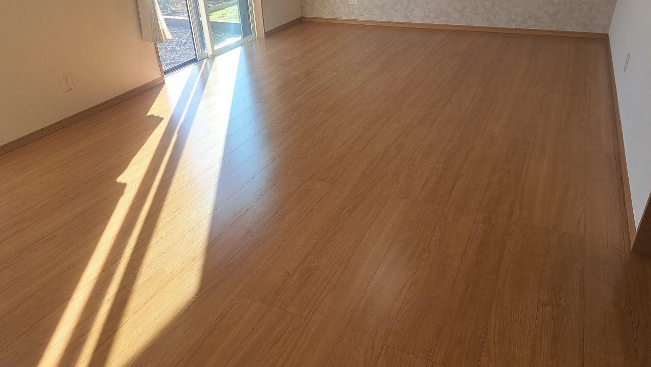 太宰府市フロアコーティング施工事例 施工後｜福岡県太宰府市 ご新築戸建て Ｈ様邸 コーティングハウス セラミックガラスフロアコーティング施工済み