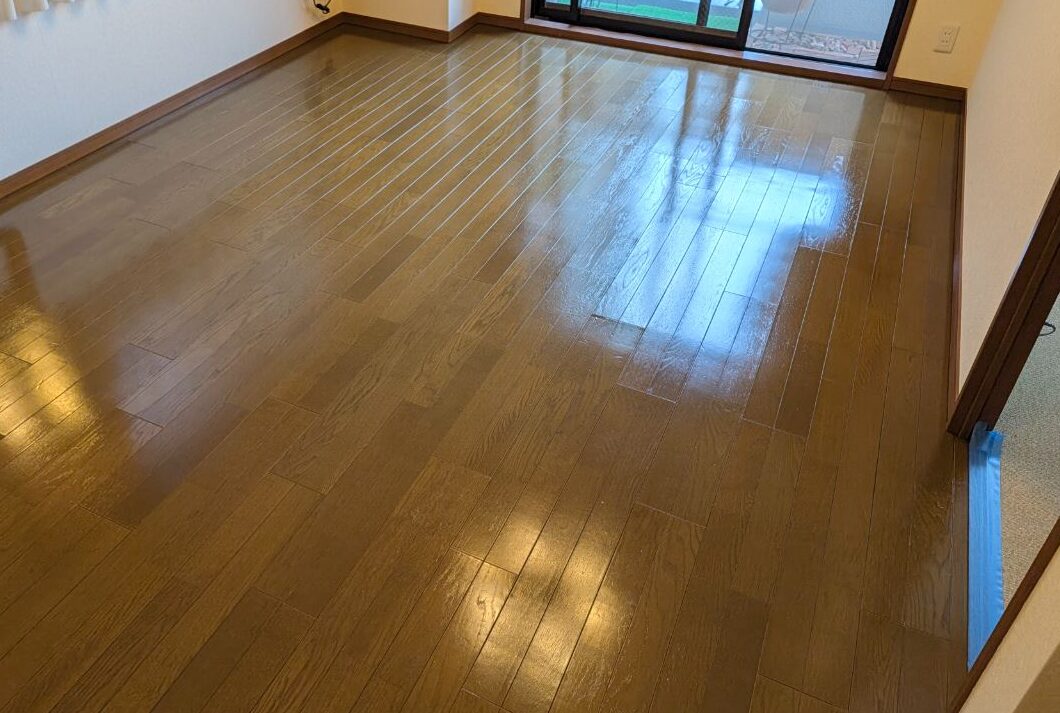 coatinghouse-fukuoka-chikushino-nyukyomansion-after 筑紫野市フロアコーティング施工事例 施工後|福岡県筑紫野市 リフォーム済ご入居中マンション T様邸 コーティングハウス セラミックガラスフロアコーティング施工済み