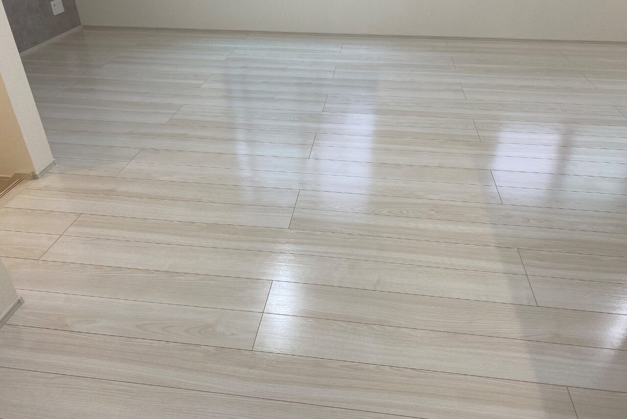小郡市フロアコーティング施工事例 施工後｜福岡県小郡市 ご新築戸建て Ｍ様邸 コーティングハウス 水性ウレタンフロアコーティング施工済み